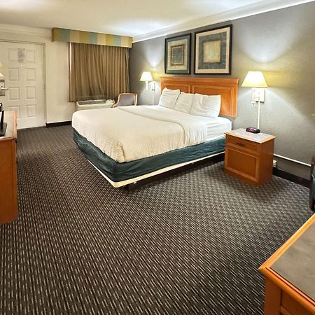 Rodeway Inn College Station Exterior foto